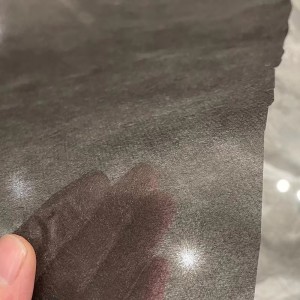 Estores de superfície de fibra de carboni per a la construcció d'equips esportius, resistents a la corrosió conductiva i ignífugues