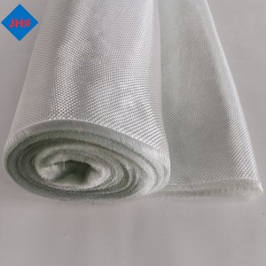 Lasikuitukankaasta kudottu roving